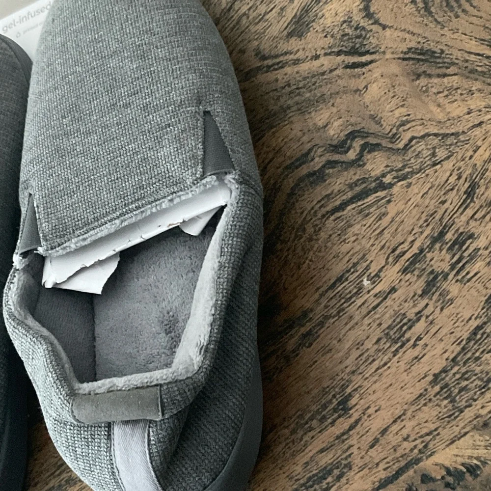Isotoner Men's Gray Slip-On Loafers